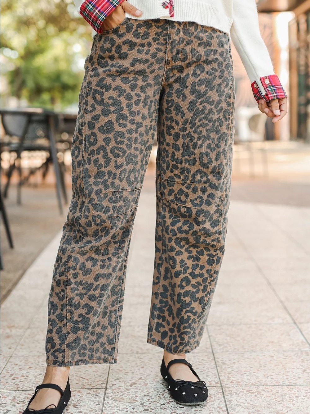 Leopard Print Good Luck Barrel Jeans - Picture 5 of 5